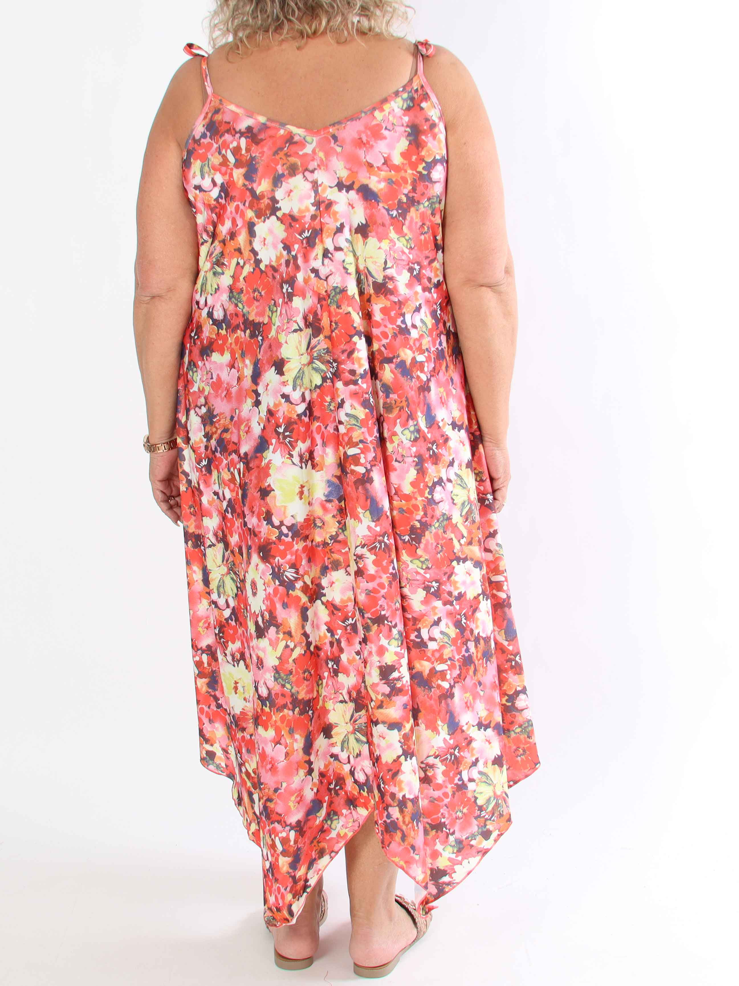 Maisie Flower - Plus size klänning i elastisk ty i blomstermönster